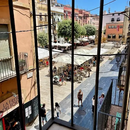 Acogedor Con Vistas A Plaza Forum. Tarragona